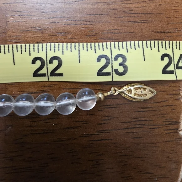 Vintage 925 Lucite Floral Statement Necklace in Frosted White Pale Pastels - Picture 12 of 13